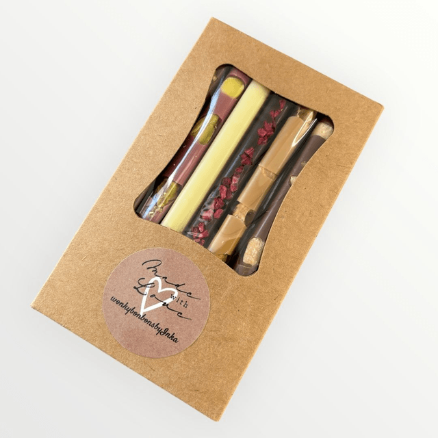 Chocolate sticks with nuts   95gr